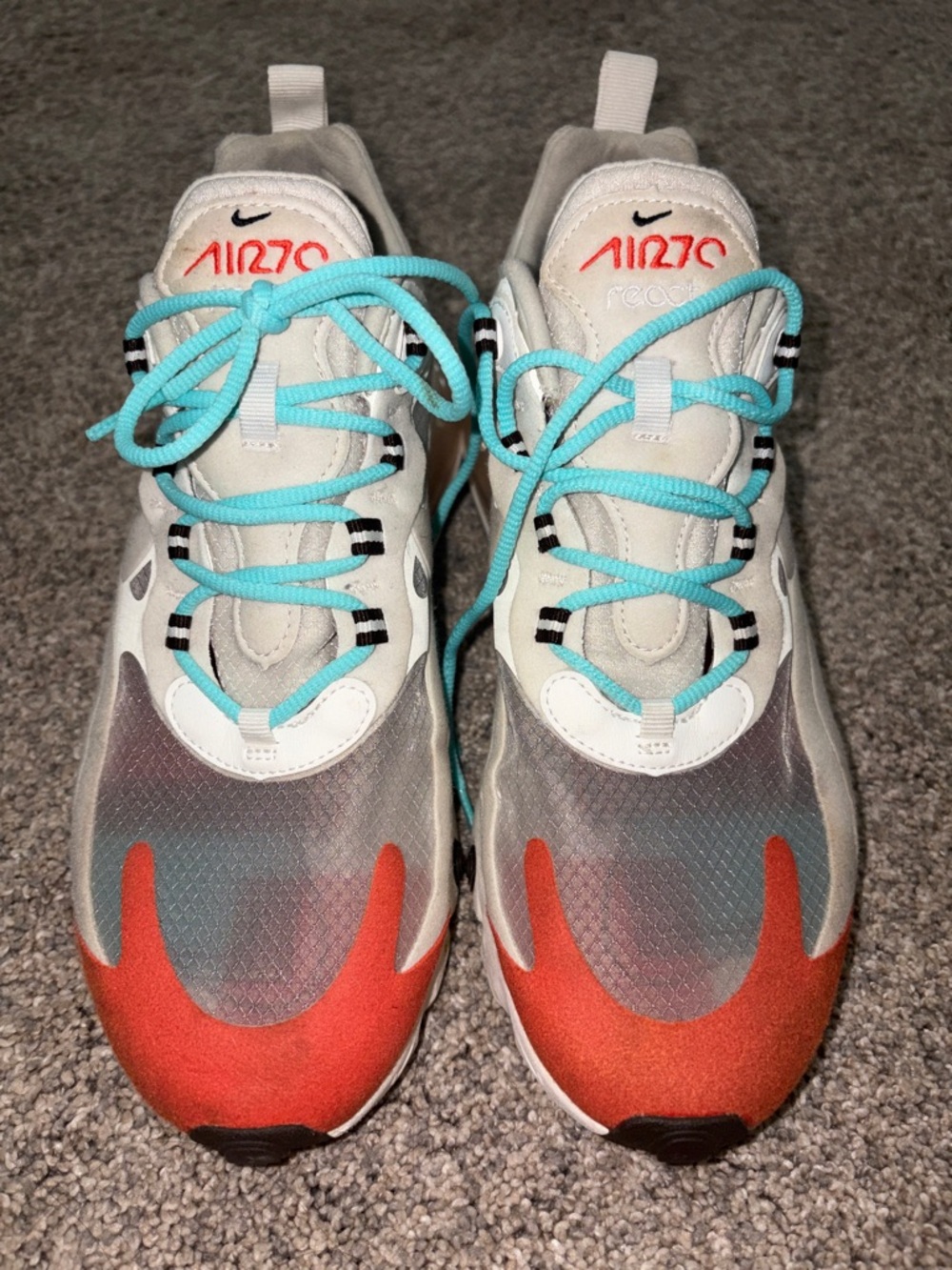 Nike Air270’s Cream and Coral Sneakers with Aqua Laces